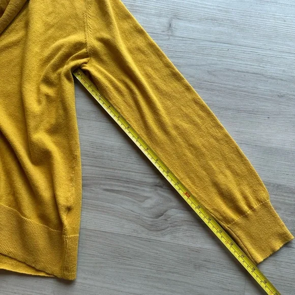 Old Navy Button Front Cardigan Sweater - Picture 7 of 8